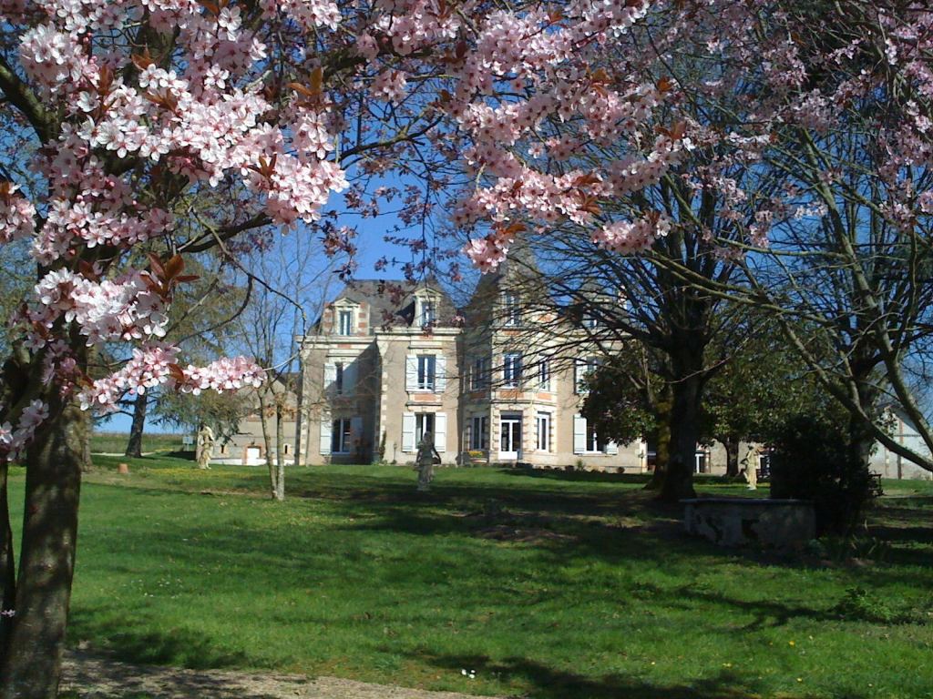 Le Château de la Mulonnière in spring